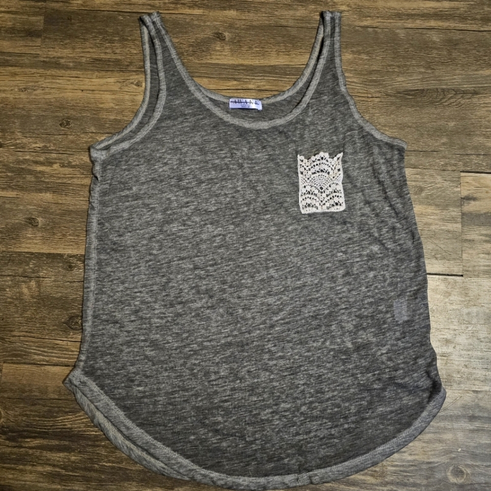 NWOT Awake Medium Gray Tank Top with Crochet Pocket